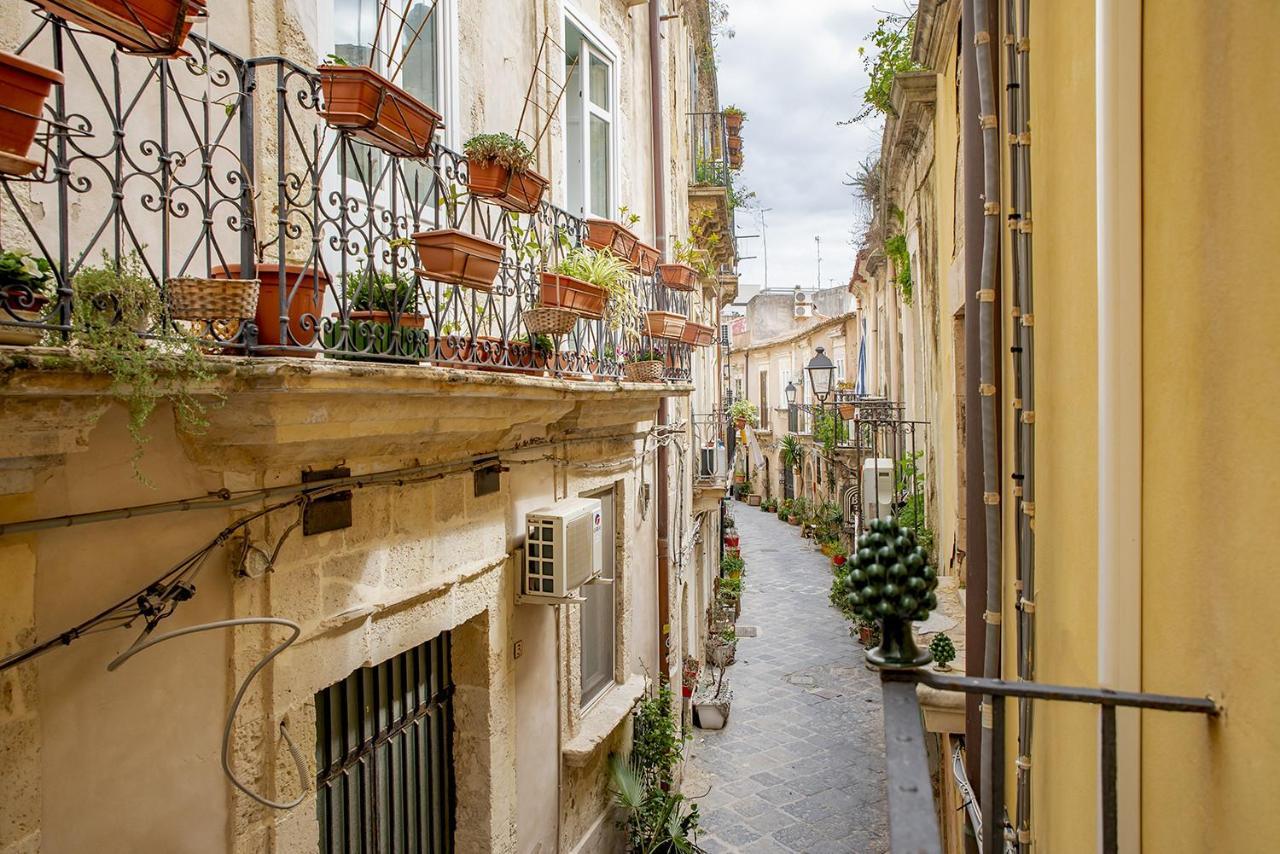 Al Vicolo In Ortigia By Wonderful Italy Apartment Syracuse ภายนอก รูปภาพ